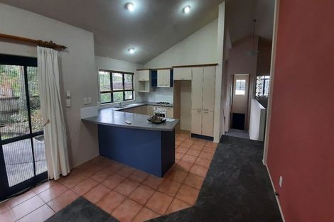 Photo of property in 10 Cinnabar Place, Westgate, Auckland, 0614