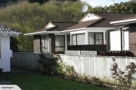 Photo of property in 30a Oxford Street, Tawa, Wellington, 5028