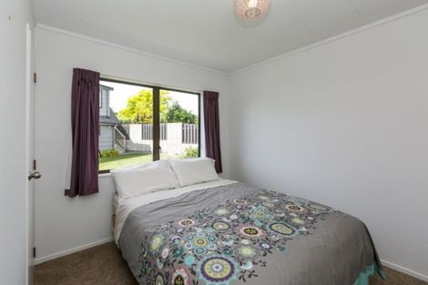 Photo of property in 70 Le Quesne Road, Bay View, Napier, 4104