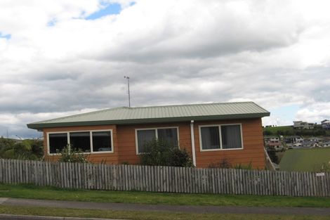 Photo of property in 12a Langstone Street, Welcome Bay, Tauranga, 3112