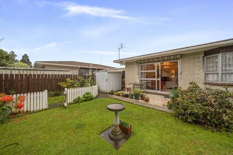 Photo of property in 1/10 Nursery Place, Westown, New Plymouth, 4310