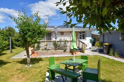 Photo of property in 20 Kupe Drive, Carterton, 5713