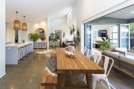 Photo of property in 28 Weatherly Drive, Beachlands, Auckland, 2018