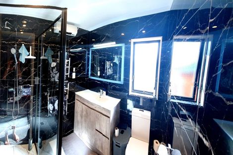 Photo of property in 21 Hawk Place, Welcome Bay, Tauranga, 3112