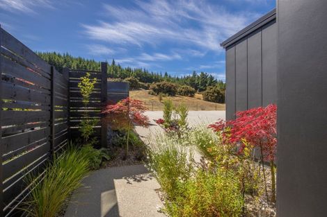 Photo of property in 6 Platinum Ridge, Wanaka, 9305