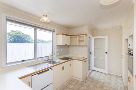 Photo of property in 10 Mason Street, Riverdale, Gisborne, 4010