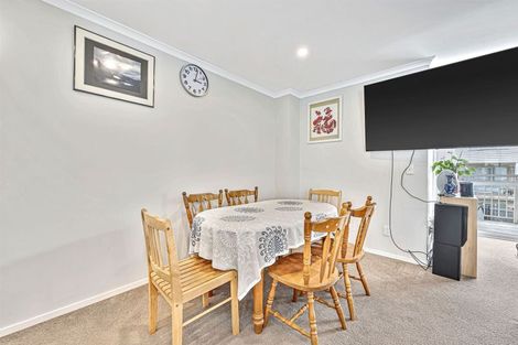 Photo of property in 28 Fernly Rise, Flat Bush, Auckland, 2019