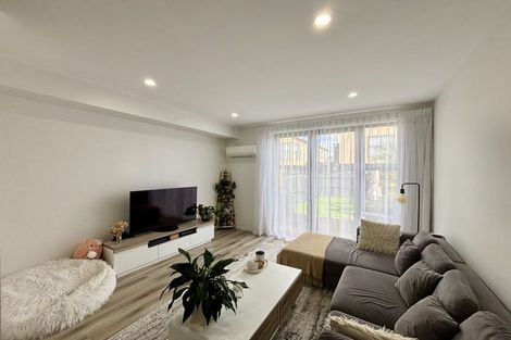 Photo of property in 6 Dignity Street, Papakura, 2110