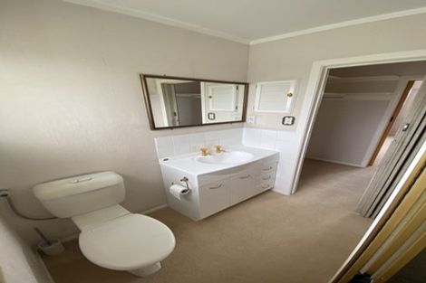 Photo of property in 35 Lewis Street, Glenview, Hamilton, 3206