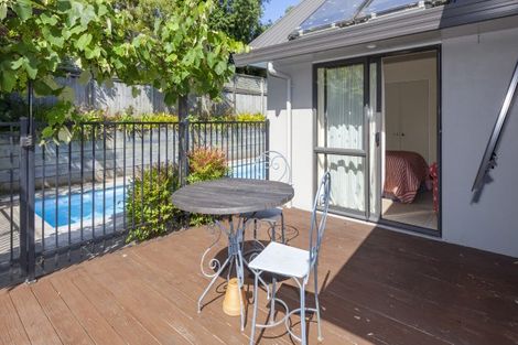 Photo of property in 2 Pukatea Close, Raumati Beach, Paraparaumu, 5032