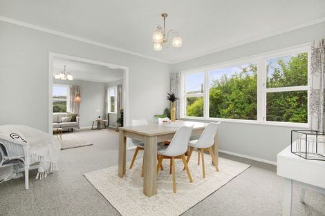 Photo of property in 114 Redwood Avenue, Tawa, Wellington, 5028