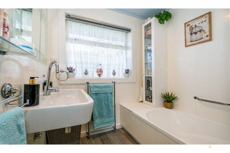 Photo of property in 271 Selwyn Street, Marchwiel, Timaru, 7910