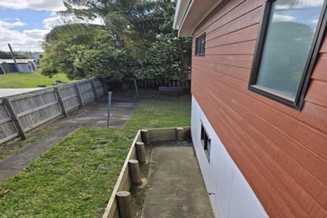 Photo of property in 1/95 Bond Crescent, Forrest Hill, Auckland, 0620