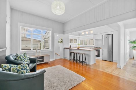 Photo of property in 38 Aramoana Avenue, Devonport, Auckland, 0624