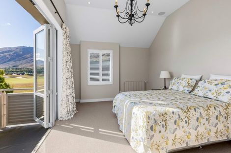 Photo of property in 15 Ayrburn Ridge, Arrowtown, Queenstown, 9371