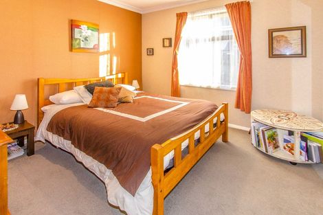 Photo of property in 18 Martin Road, Fairfield, Dunedin, 9018