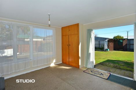 Photo of property in 32 Dunedin Street, Redwood, Christchurch, 8051