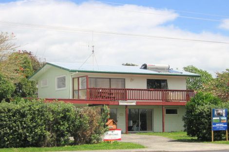 Photo of property in 104 Seaforth Road, Waihi Beach, 3611