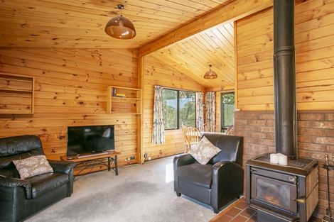 Photo of property in 13 Tamarisk Drive, Riversdale Beach, Masterton, 5872