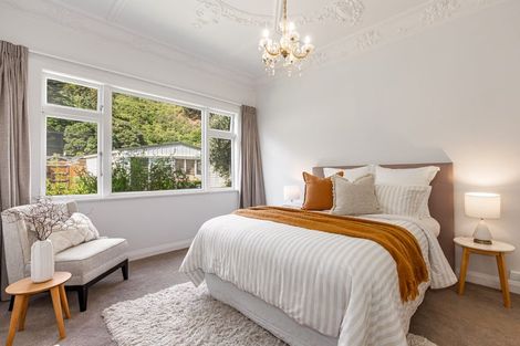 Photo of property in 254 Muritai Road, Eastbourne, Lower Hutt, 5013