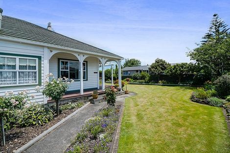 Photo of property in 53 Fantham Street, Hawera, 4610