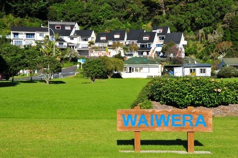 Photo of property in 34a Waiwera Road, Waiwera, Orewa, 0994