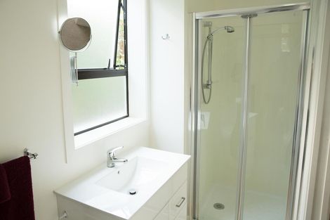 Photo of property in 14 Riverview Road, New Lynn, Auckland, 0600