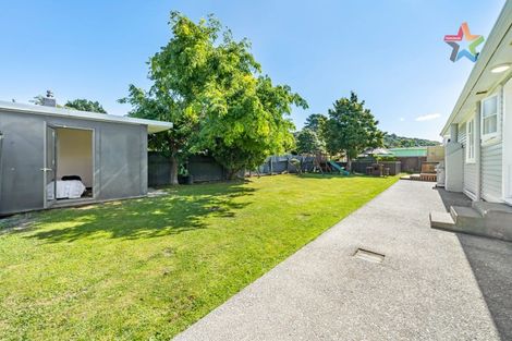 Photo of property in 56 Bledisloe Crescent, Wainuiomata, Lower Hutt, 5014
