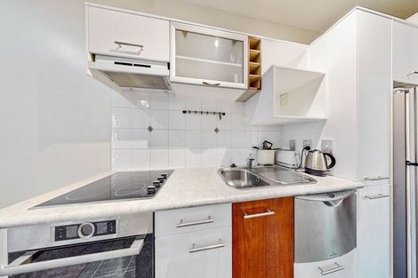 Photo of property in Atrium Apartments, 2d/154 The Terrace, Wellington Central, Wellington, 6011