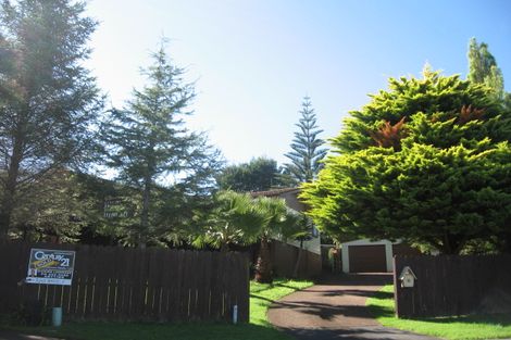 Photo of property in 11 Amerce Place, Highland Park, Auckland, 2010