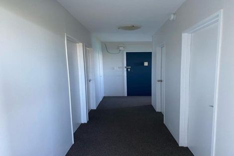 Photo of property in Grafon Court Flats, 5/53 Grafton Road, Roseneath, Wellington, 6011