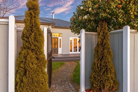 Photo of property in 58 Hawkesbury Avenue, St Albans, Christchurch, 8014