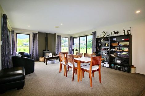 Photo of property in 5 Keats Place, Hanmer Springs, 7334