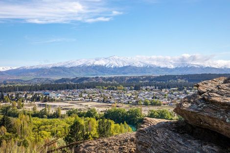 Photo of property in 16 Hawkdun Place, Bridge Hill, Alexandra, 9320