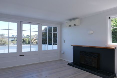 Photo of property in 5 Allen Road, Raumati Beach, Paraparaumu, 5032