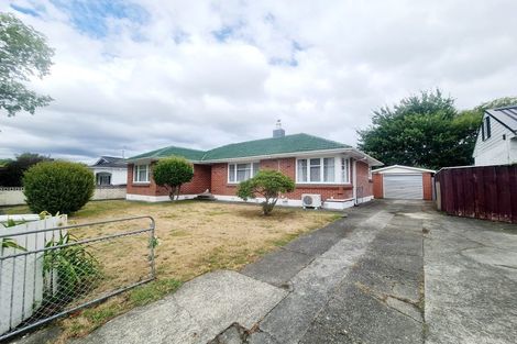 Photo of property in 2a Sutherland Avenue, Silverstream, Upper Hutt, 5019