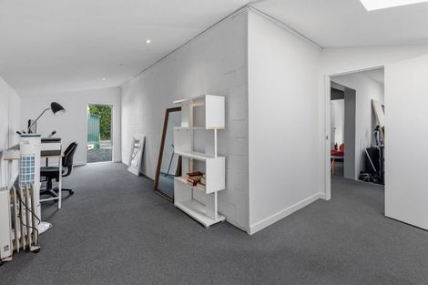 Photo of property in 18 Croziers Road, St Albans, Christchurch, 8052