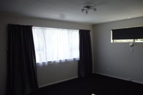 Photo of property in 34 Gemstone Drive, Birchville, Upper Hutt, 5018