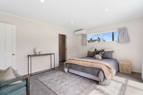 Photo of property in 14 Chippewa Place, Conifer Grove, Takanini, 2112