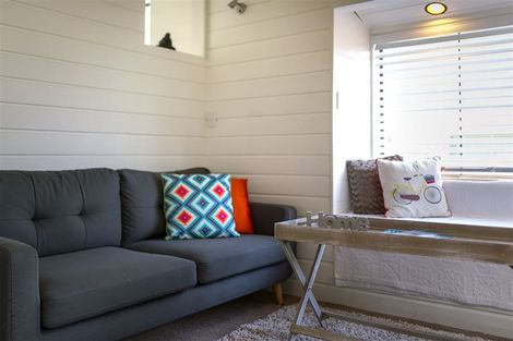 Photo of property in 651 East Coast Road, Browns Bay, Auckland, 0630