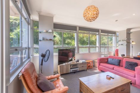 Photo of property in Mclean Towers, 2a/3 Shakespeare Road, Napier South, Napier, 4110
