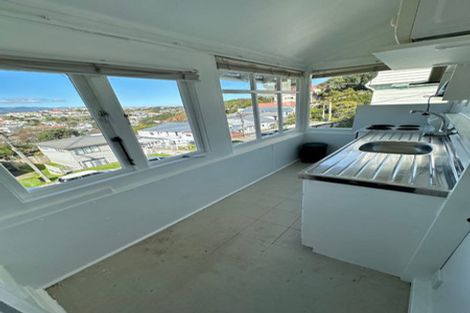 Photo of property in 1/4 Hinau Road, Hataitai, Wellington, 6021
