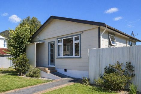 Photo of property in 58 Bridge Street, Reefton, 7830