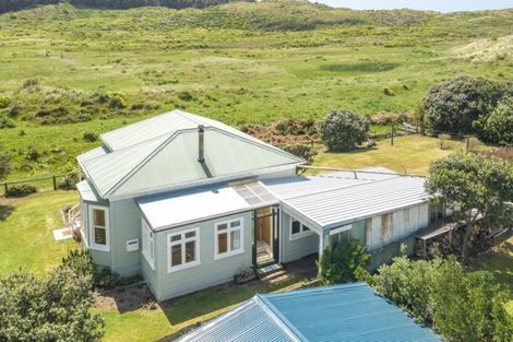 Photo of property in 36 Wainui Street, Koitiata, Wanganui, 4581