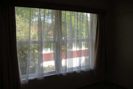 Photo of property in 2/69 Chartwell Avenue, Glenfield, Auckland, 0629