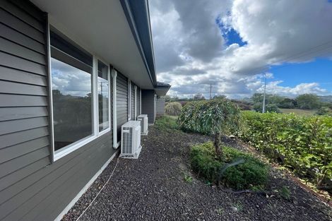 Photo of property in 595 Great South Road, Rosehill, Papakura, 2113