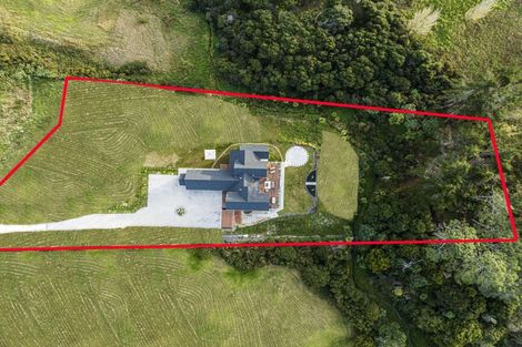 Photo of property in 91 Spur Road, Stillwater, Silverdale, 0993