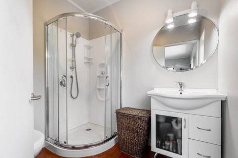 Photo of property in 47 Constable Road, Muriwai, Waimauku, 0881