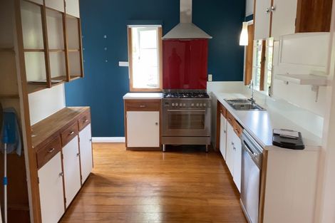 Photo of property in 24 Beverly Place, New Lynn, Auckland, 0600