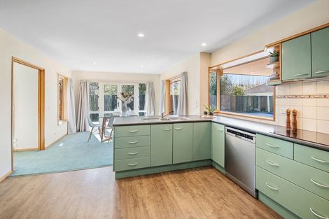 Photo of property in 32a Sawyers Arms Road, Northcote, Christchurch, 8052